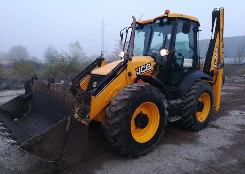 Экскаватор-погрузчик JCB 4CX