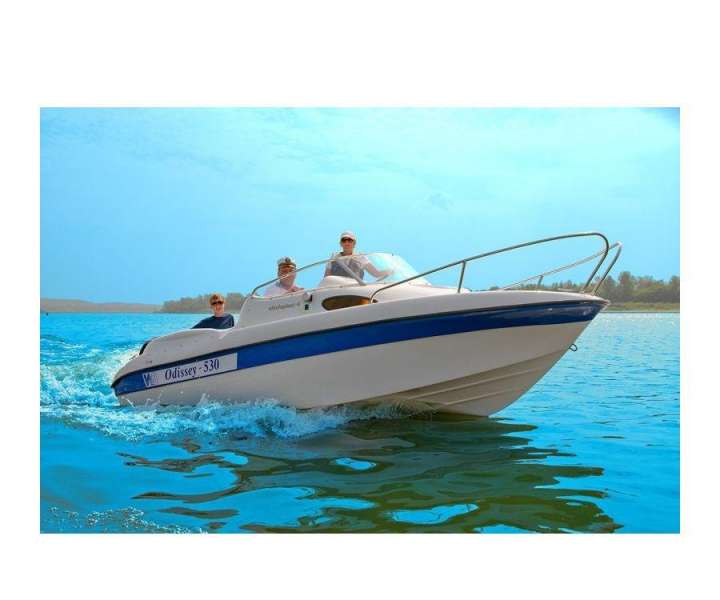 Стеклопластиковая моторная лодка Одиссей 530