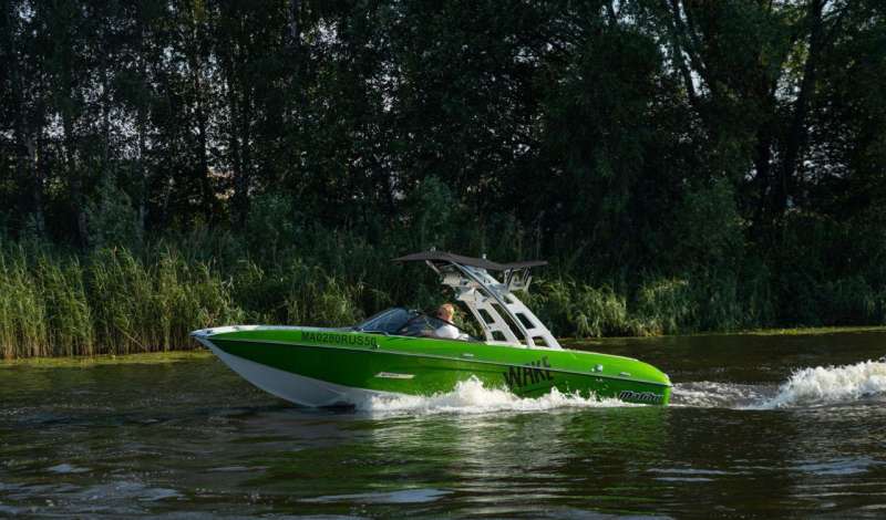 Катер Malibu Boats 22 MXZ