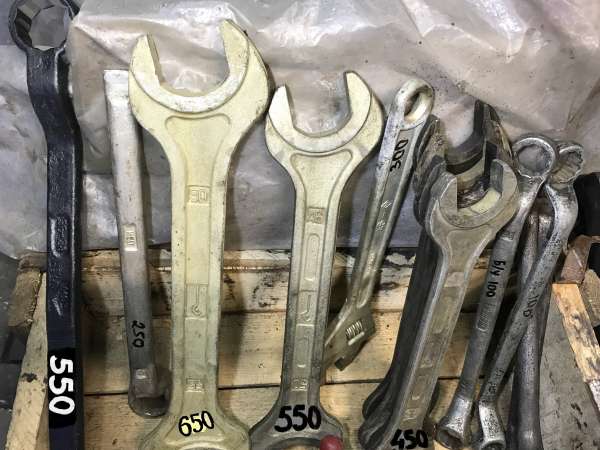 Рожковые, накидные гаечные ключи