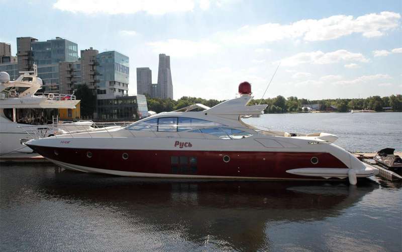 Моторная яхта Azimut 68, 2008