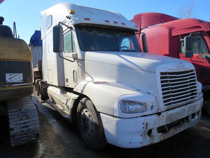 Тягач freightliner st, 6х4, два спальника