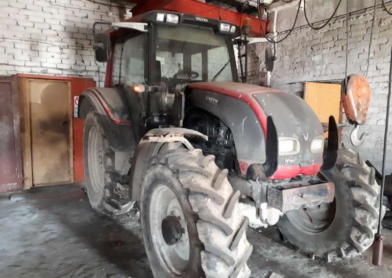 Трактор Valtra N141