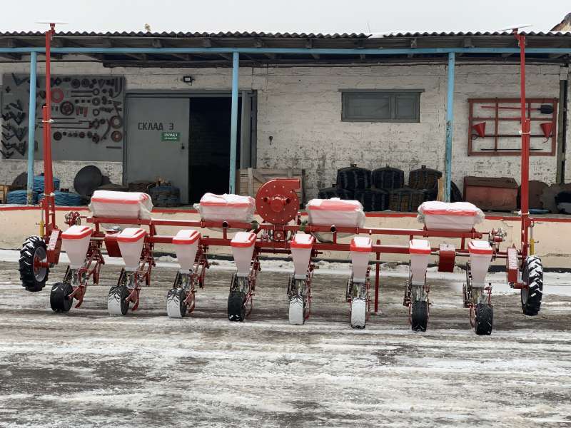 Сеялка точного высева пропашная упс 8 с подкормкой