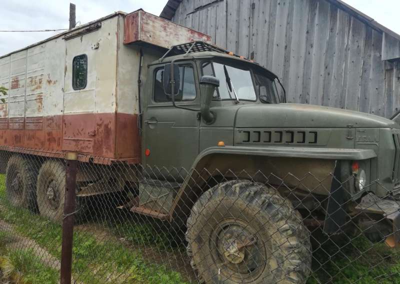 Урал-43203(фургон грузовой)