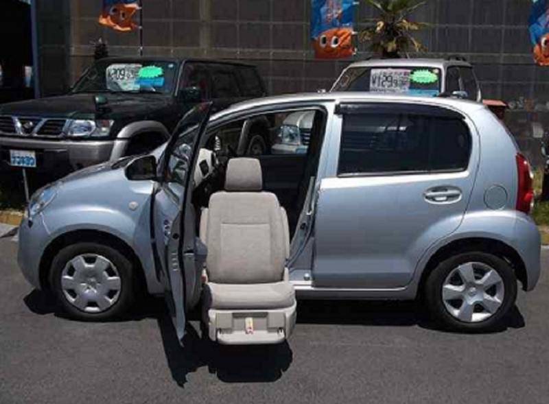 Toyota passo для перевозки инвалида