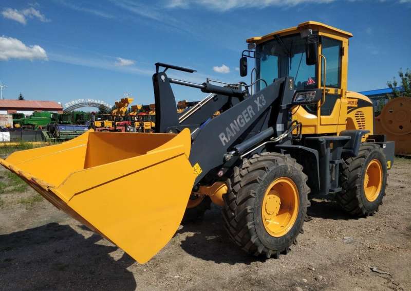 Фронтальный погрузчик ranger X3
