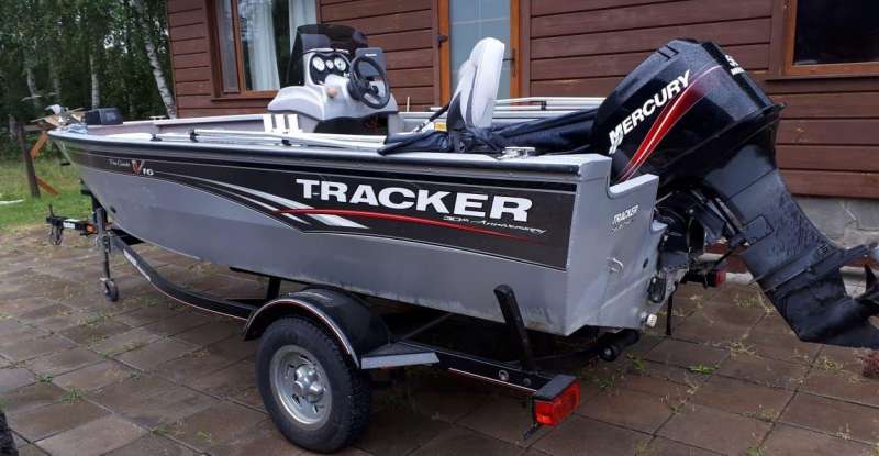 Лодка Tracker 165" алюминиевая б/у