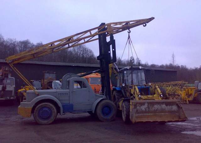 Погрузчик Львовский М-4008 10 тонн