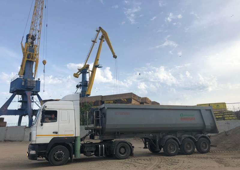 Маз 5440А9 тягач