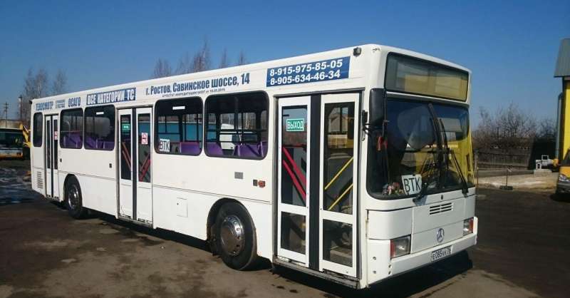 Mercedes Benz AKA 5225