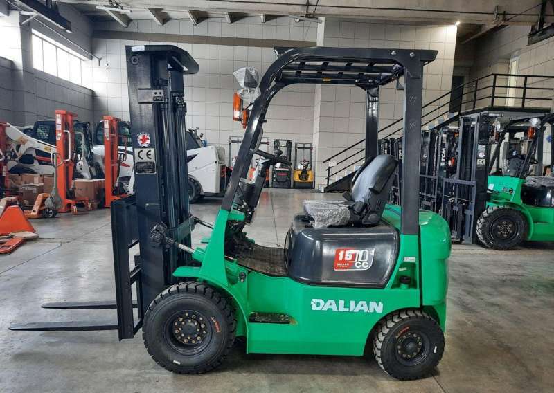 Вилочный погрузчик Dalian CPCD15CB, 2022