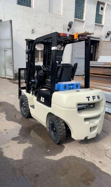 Вилочный погрузчик TFN CPCD25, 2022