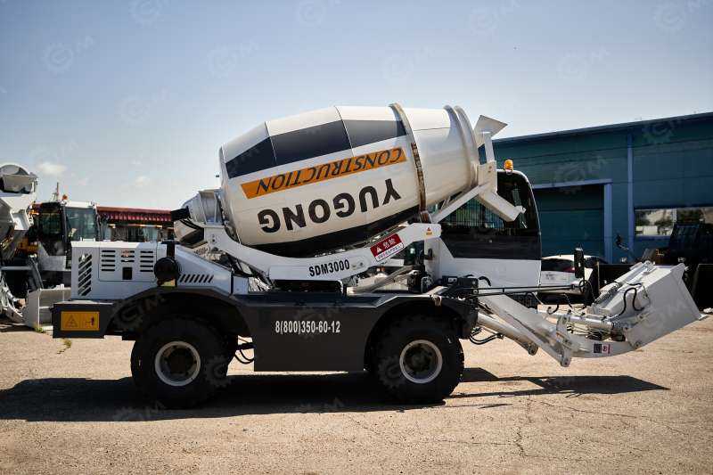 SDM 3 0 0 0 Yugong Самозагружающий бетоносмеситель