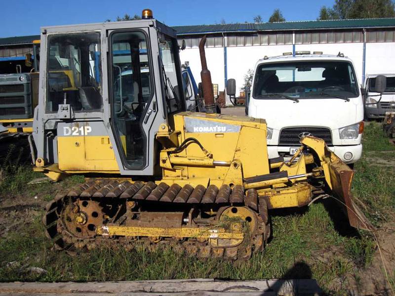 Бульдозер Komatsu D 21, сверхболотоход, 4000 мч