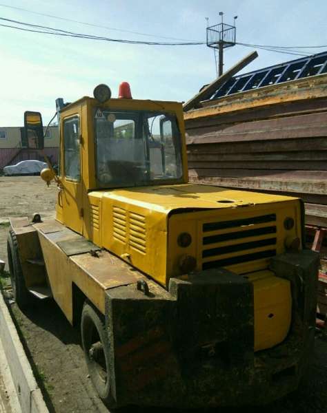 Львовский погрузчик 5 тонн