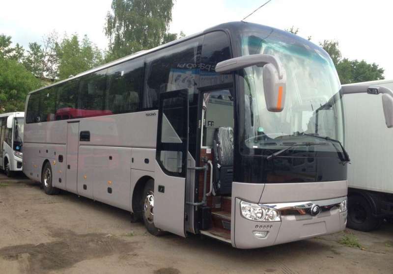 Туристический автобус Ютонг ZK6122H9