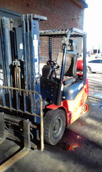 Вилочный погрузчик Heli CPQD25NH, 2012