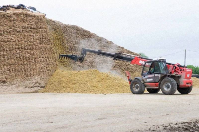 Грабли для силоса на телескопический погрузчик Dieci