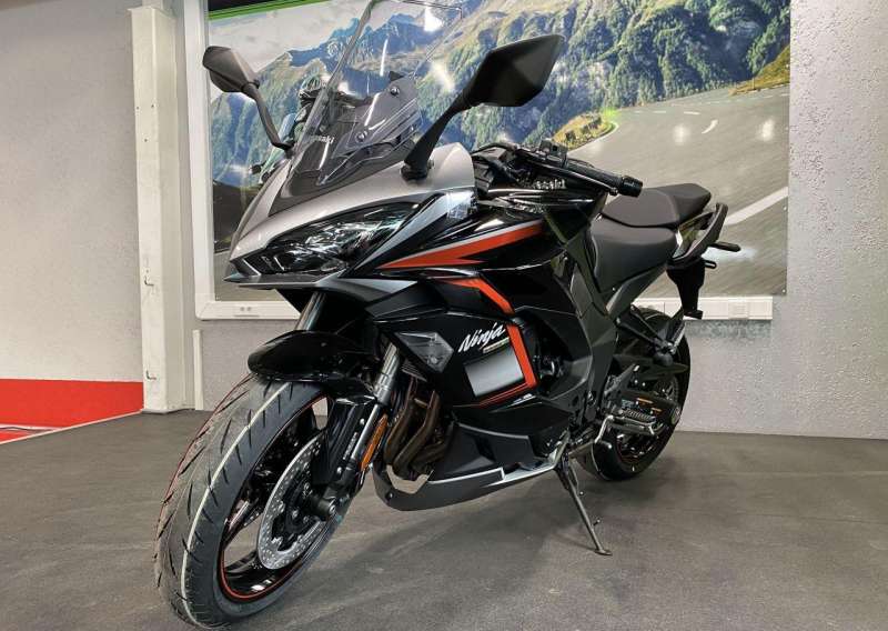 Мотоцикл Kawasaki Ninja 1000SX Серый 2021 новый
