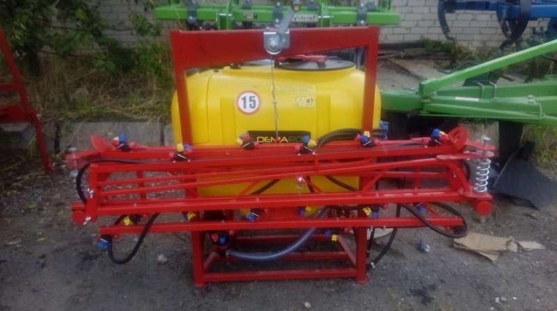 Опрыскиватель полевой навесной 200-1000л Польша LP