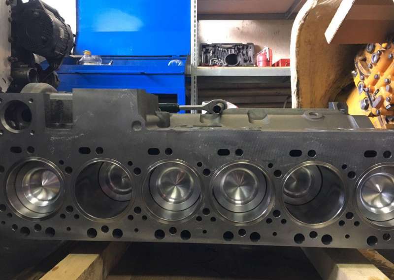 Двигатель Komatsu PC300-8