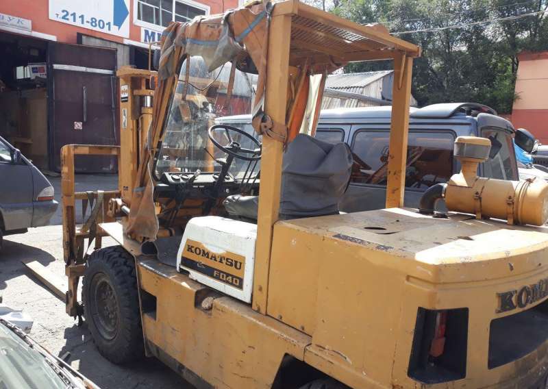 Вилочный погрузчик Komatsu FD40W-8, 2000