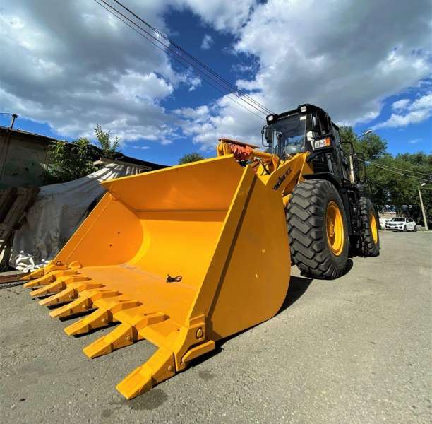 Фронтальный погрузчик Lonking CDM835, 2022