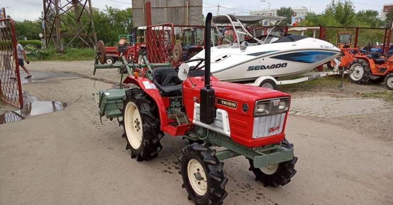 Японский трактор Yanmar YM1610