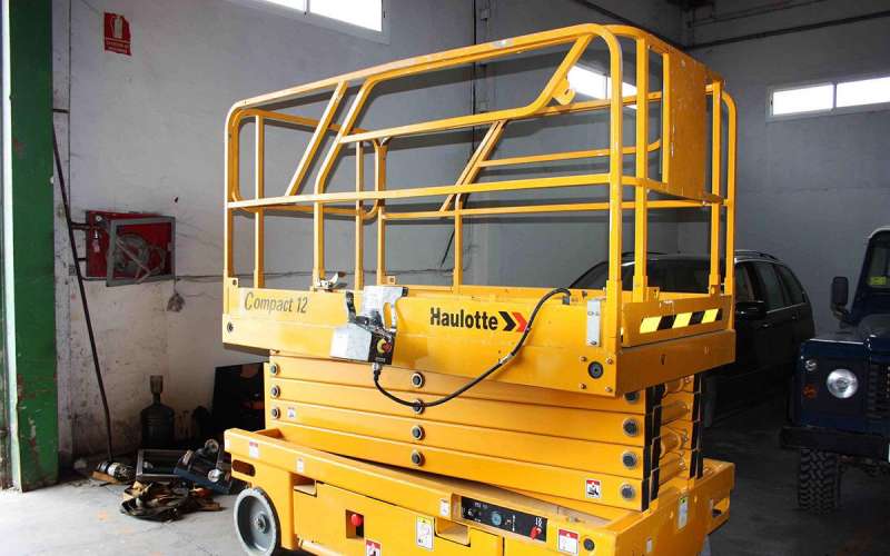 Ножничный подъемник Коленчатый Аренда от 8 до 18 м