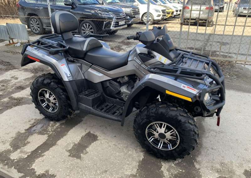 BRP Can-Am Outlander 800