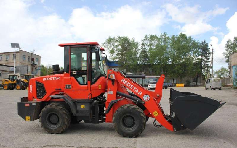 Фронтальный погрузчик Redstar 200S, 2022