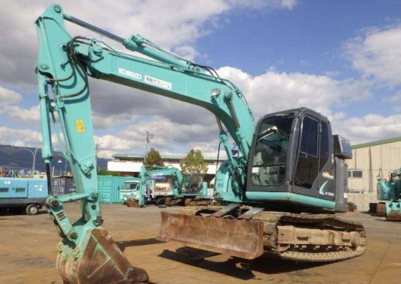 Гусеничный экскаватор Kobelco SK135SRLC, 2011