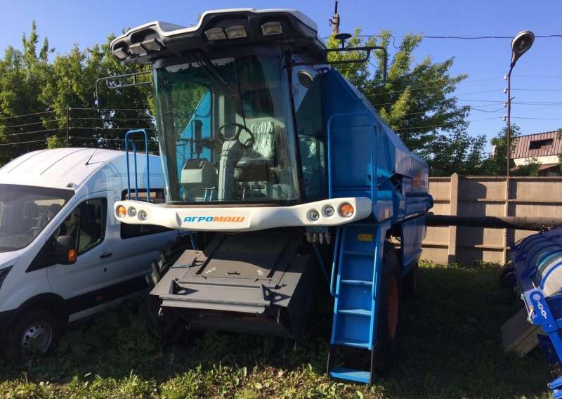 Комбайн Агромаш 3000, Нива, Енисей