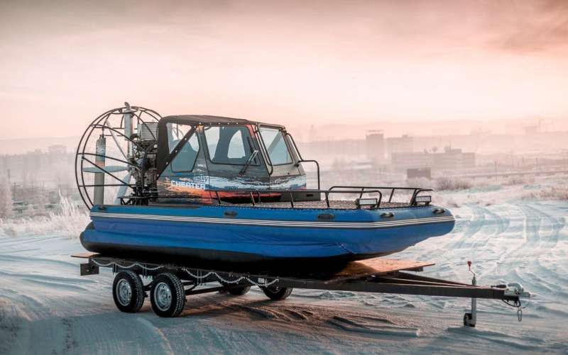 Продам аэролодку Читер cheater 500