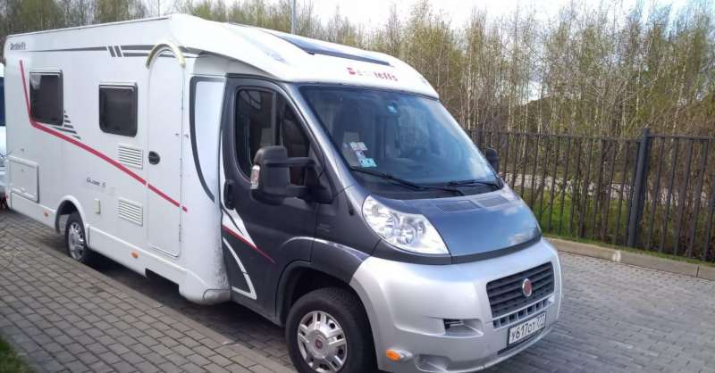 Полуинтегрированный Dethleffs Advantage Edition, 2011