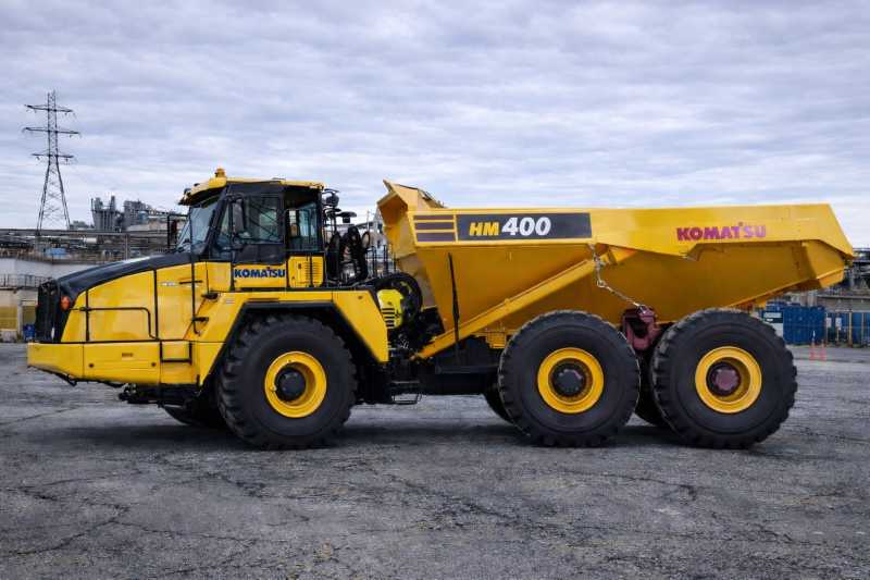 Самосвал Komatsu HM400 (2024)