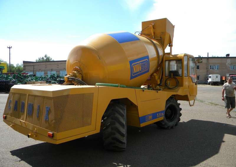 Бетоносмеситель с самозагрузкой Carmix 5.5