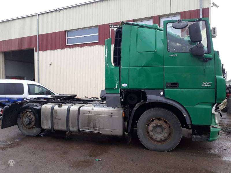 Зеленый разбор. Зеленый DAF 106. Даф 106 в разборе. Даф Авторазбор. Авторазбор грузовых автомобилей Даф 106.