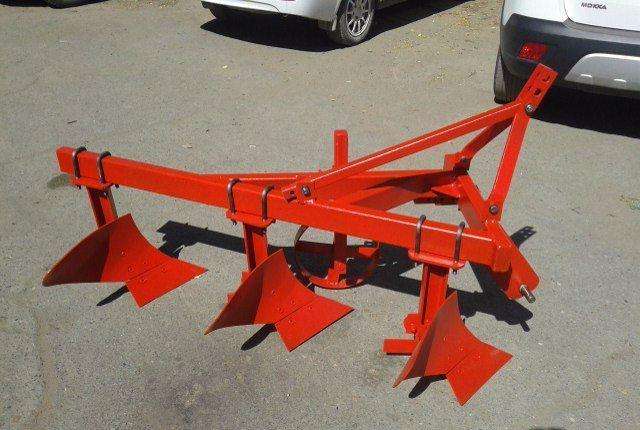 Плуг 3-х корпусный навесной Т-25