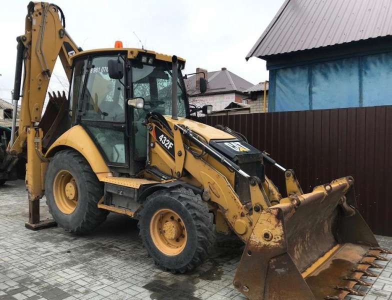 Экскаватор погрузчик Caterpillar 432F