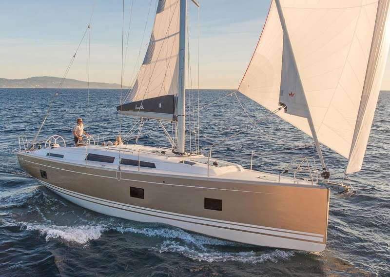 Парусная яхта Hanse 418