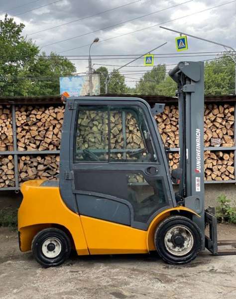 Вилочный погрузчик Jungheinrich DFG 430, 2013