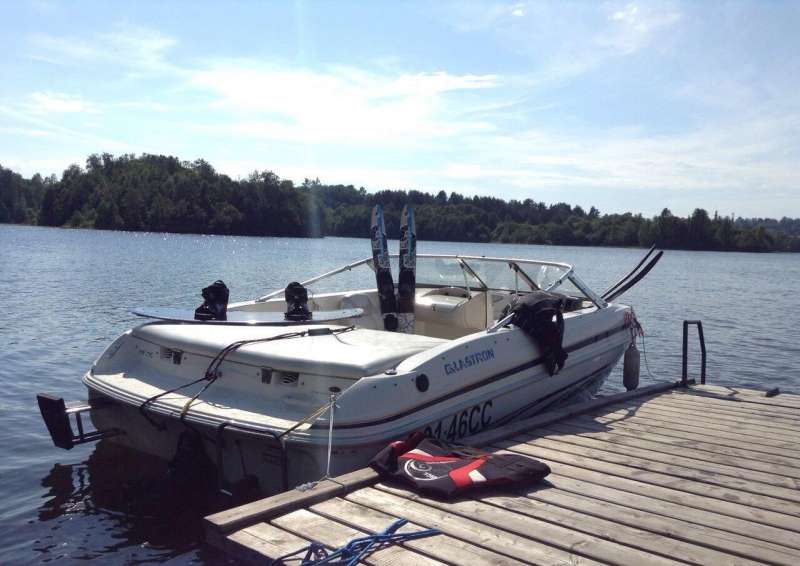 Скоростной прогулочный катер Glastron MX 175