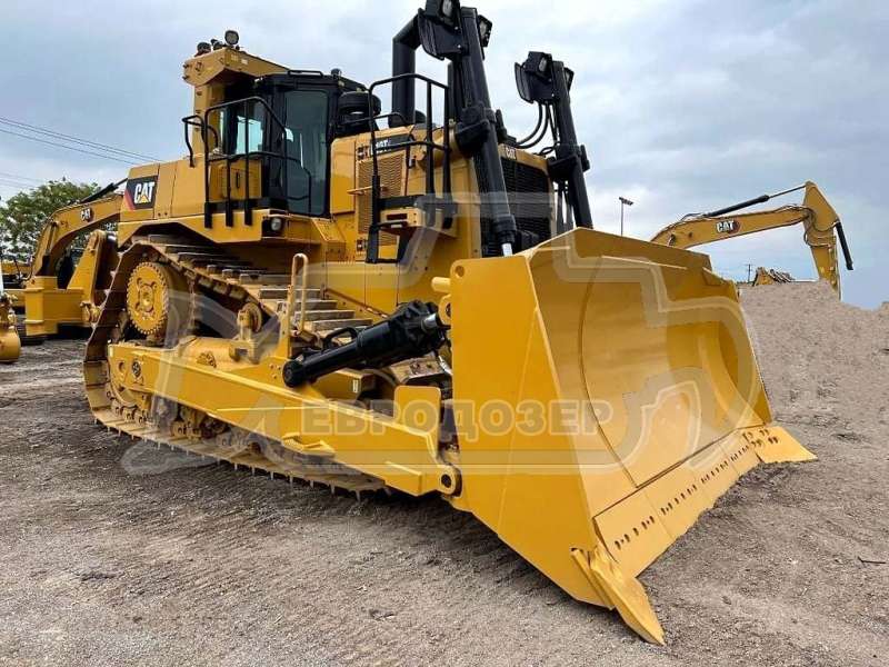 Бульдозеры САТ D10 х2 шт, из Европы, в наличии