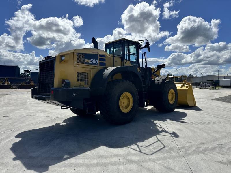 Фронтальный погрузчик Komatsu WA500-8