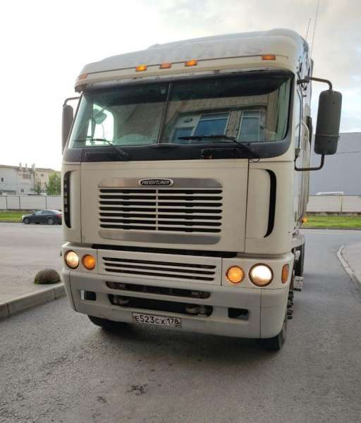 Freightliner argosy 6x4