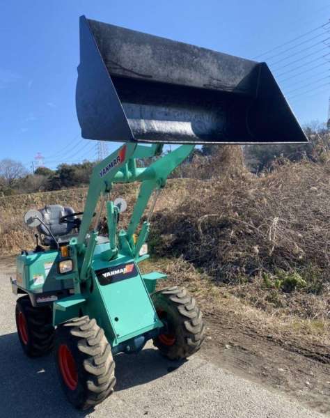 Мини-погрузчик Yanmar V1-1A, 2005
