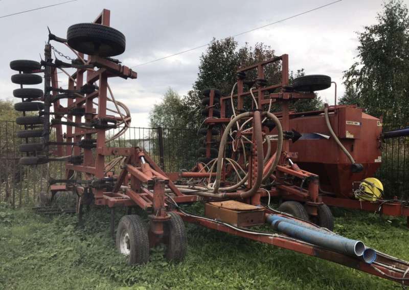 Продам посевной комплекс Агратор 9800