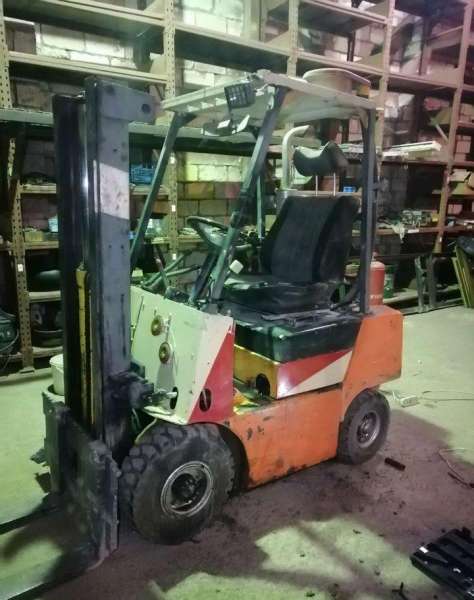 Вилочный погрузчик балканкара 1.5 т